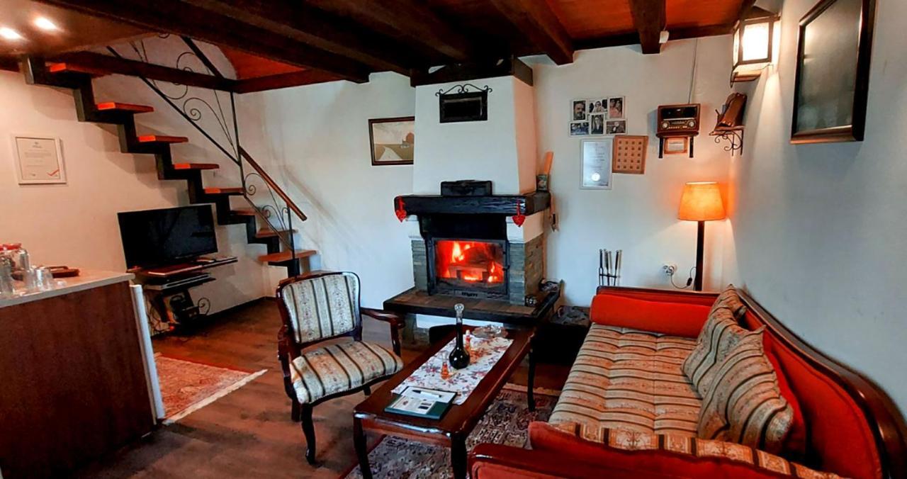 Ferienwohnung Oaza Prirode, Brvnare Platan Vrdnik Exterior foto